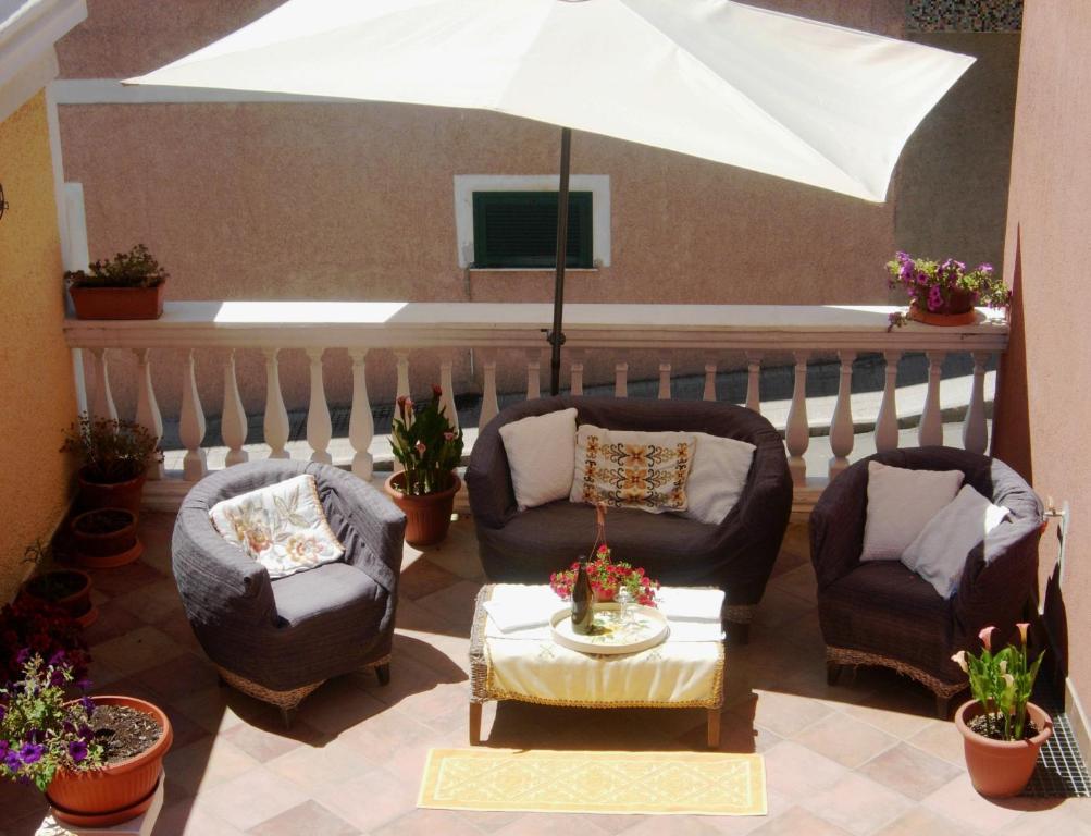 B&B Guest House Il Porto Vecchio Stintino Extérieur photo