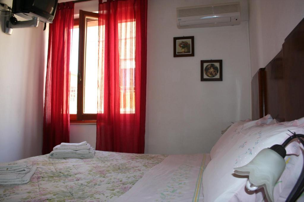 B&B Guest House Il Porto Vecchio Stintino Chambre photo